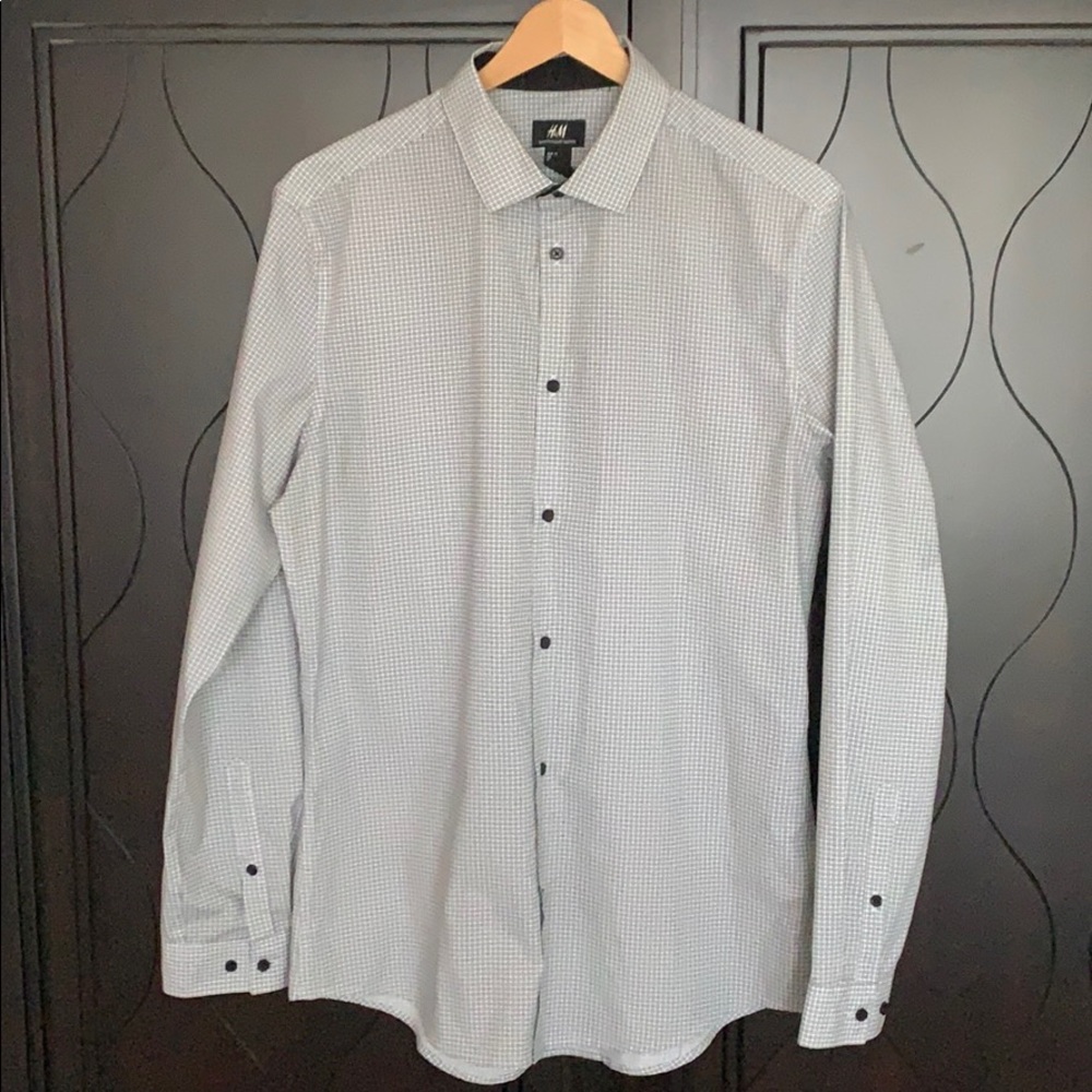 H&M Gray Microcheck Long Sleeve Button-up Shirt